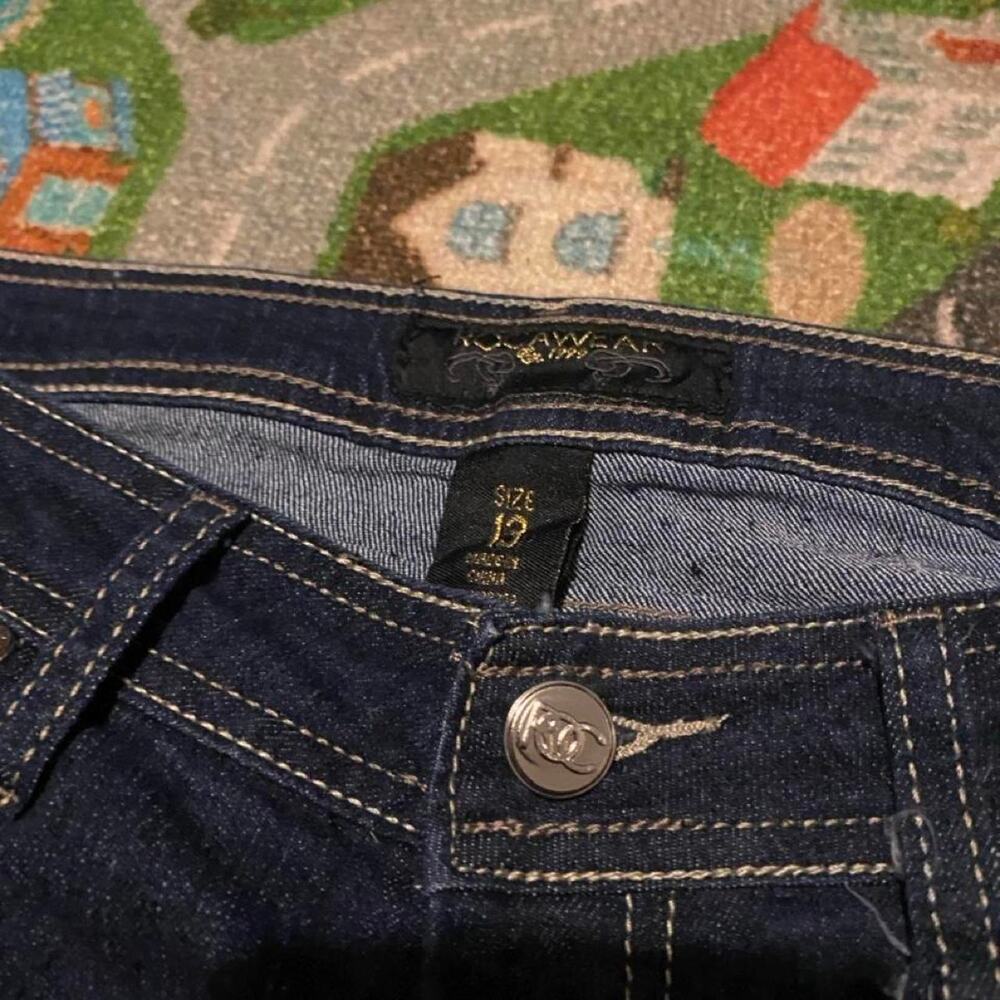 Womens rocawear navy blue jeans - Picture 3 of 5